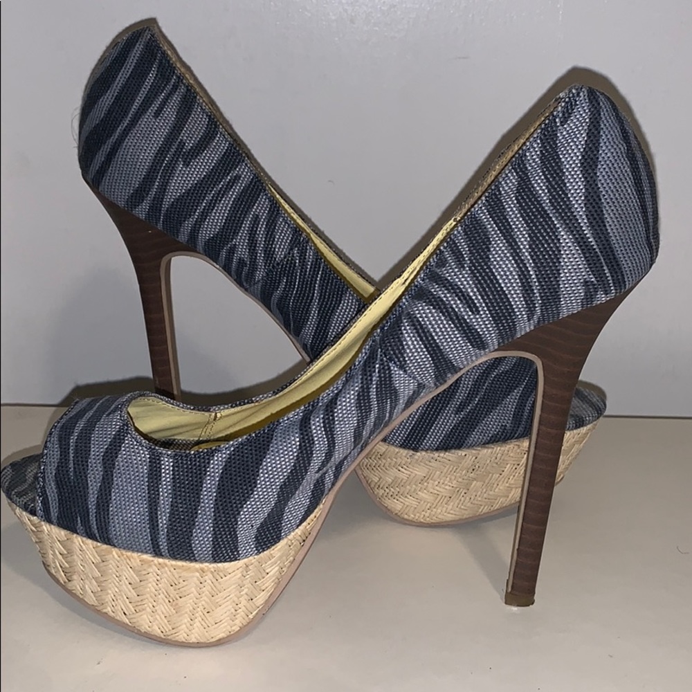 Peep toe platform heels